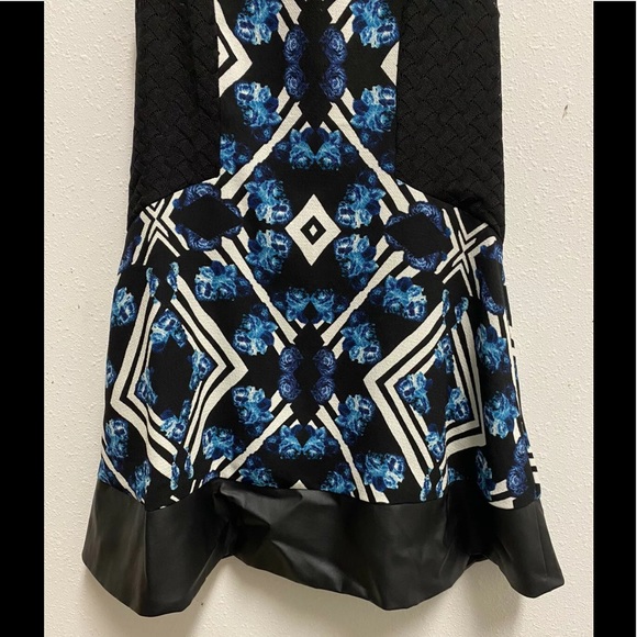 MINKPINK Women's Dress Size Medium Used - Picture 3 of 10